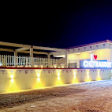Hotel Parth Sitapur Muafi Exterior foto