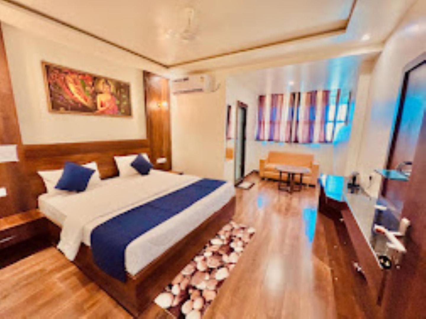 Hotel Parth Sitapur Muafi Exterior foto